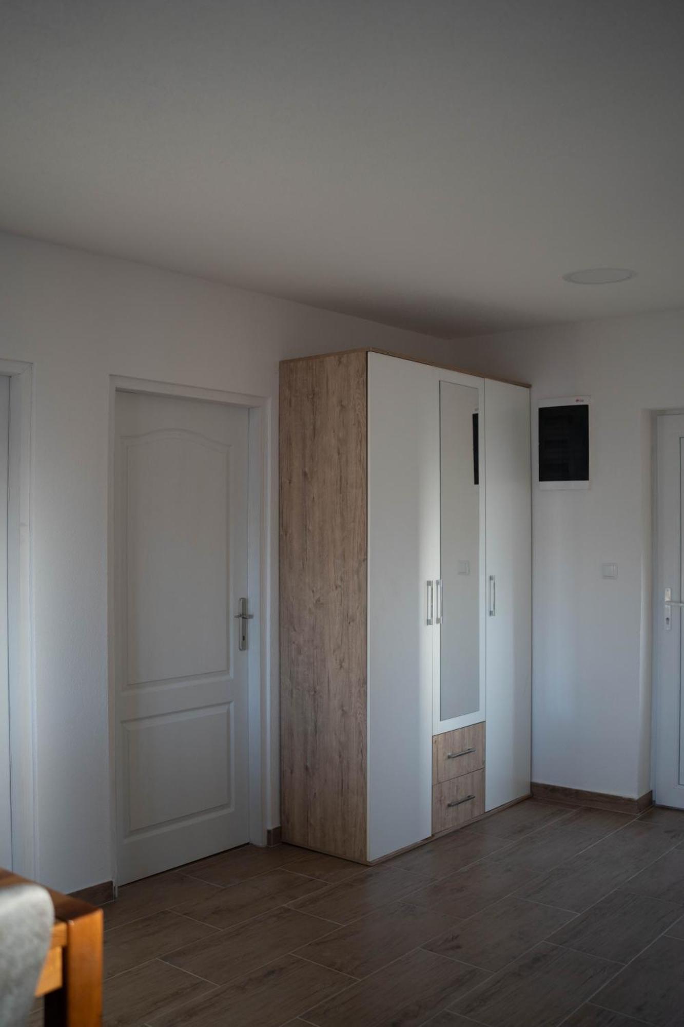 Apartmani Elegance Τούζλα Εξωτερικό φωτογραφία