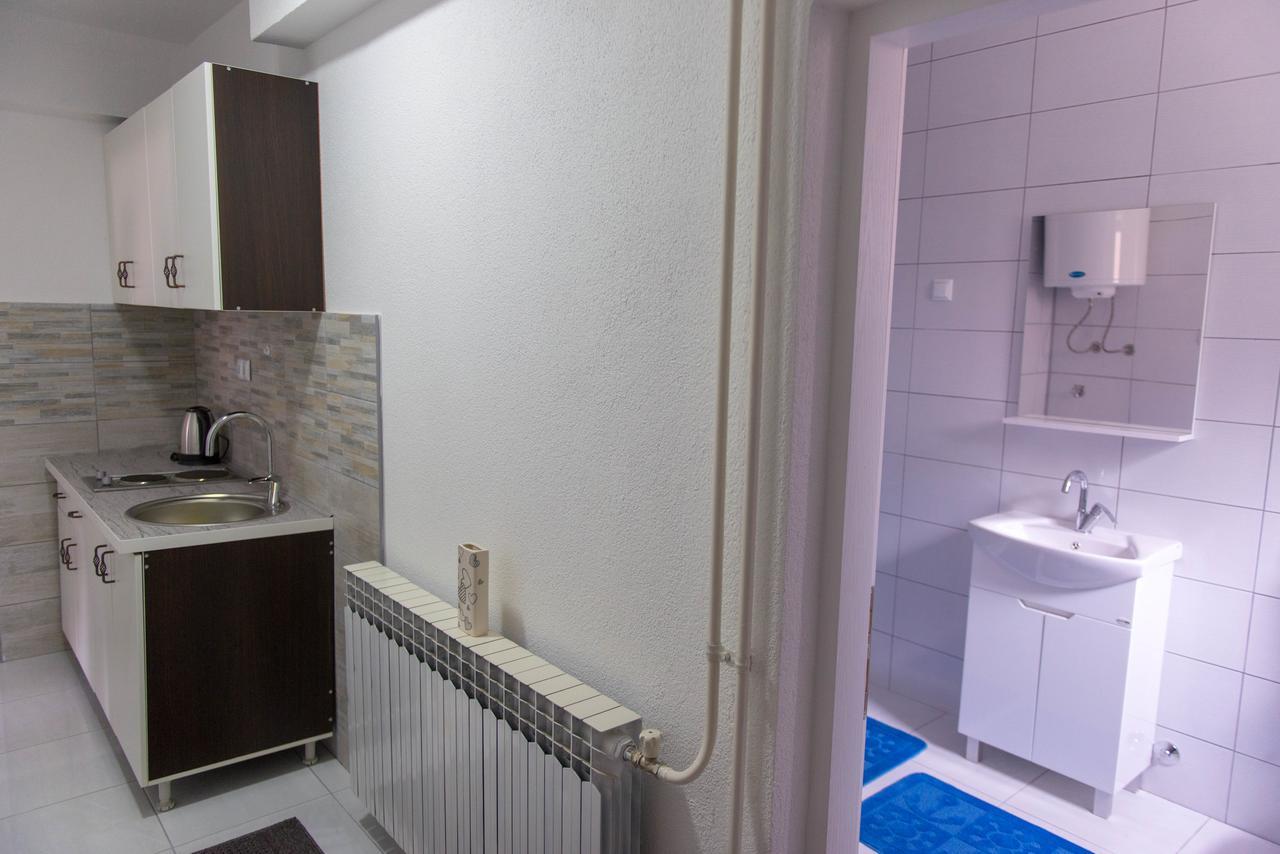 Apartmani Elegance Τούζλα Εξωτερικό φωτογραφία