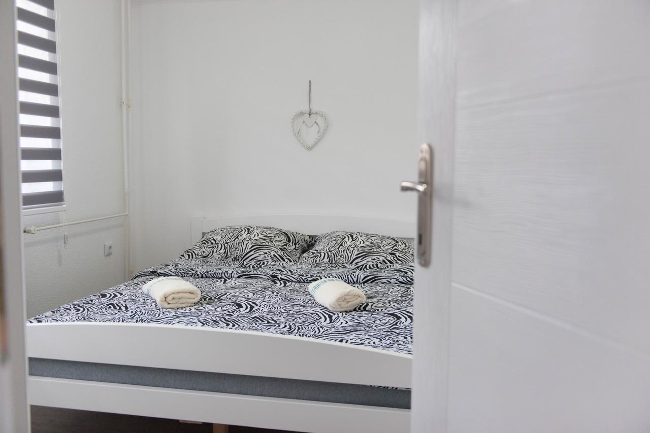 Apartmani Elegance Τούζλα Εξωτερικό φωτογραφία